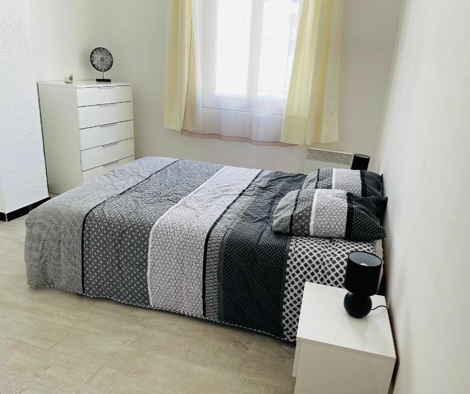 P2 à 300m de la plage 67 RUE DES COMBATTANTS, 30240 Le Grau-du-Roi