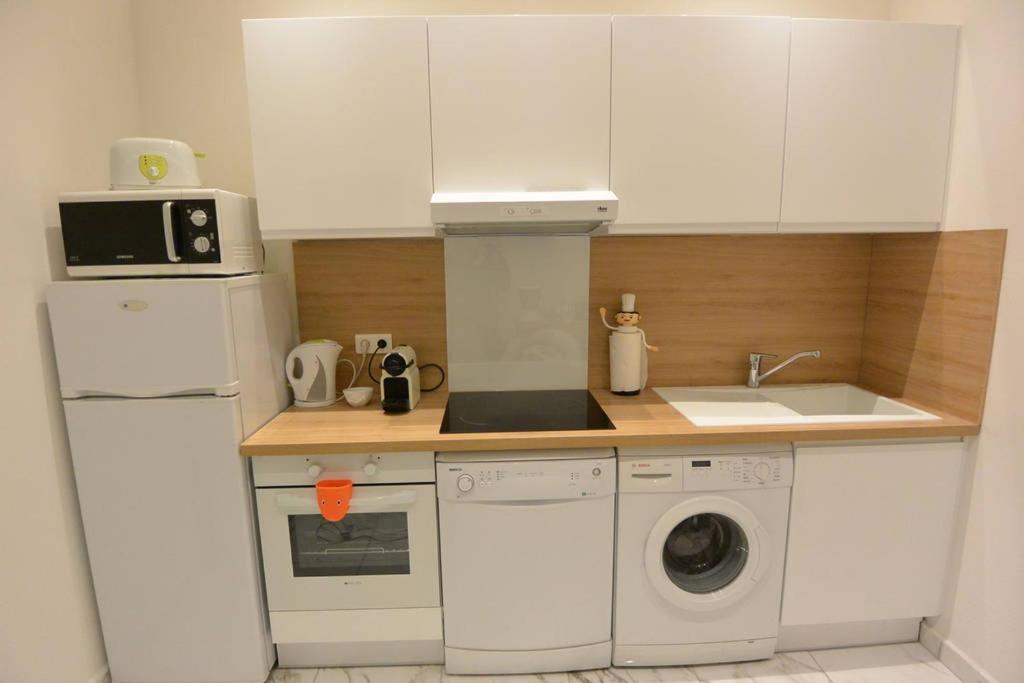 #PACAGROOM# 3P Palais - Bivouac Napoleon 25 Rue Bivouac Napoleon, 06400 Cannes