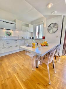 PAILLETTE 3 Chambres CENTRE VILLE Vue MER