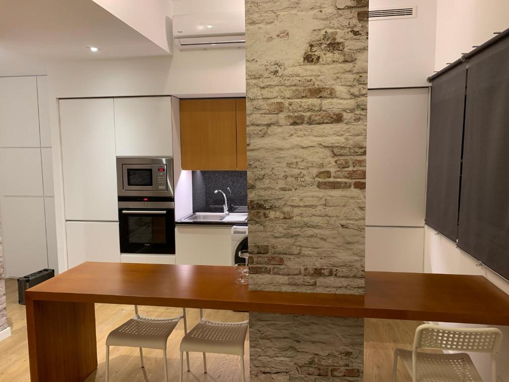 Palace House Rua D. Manuel II - nº 33 - 4ª Ap 4.3 - 4050-346 Porto, 4050-346 Porto