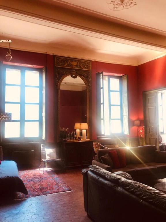 Palais des Papes - Appartement dans Hôtel Particulier 5 place Saint-Pierre, 84000 Avignon