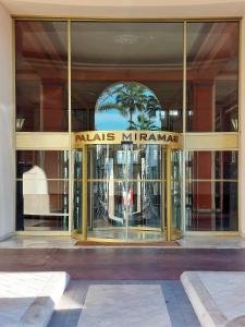 Palais Miramar luxe studio