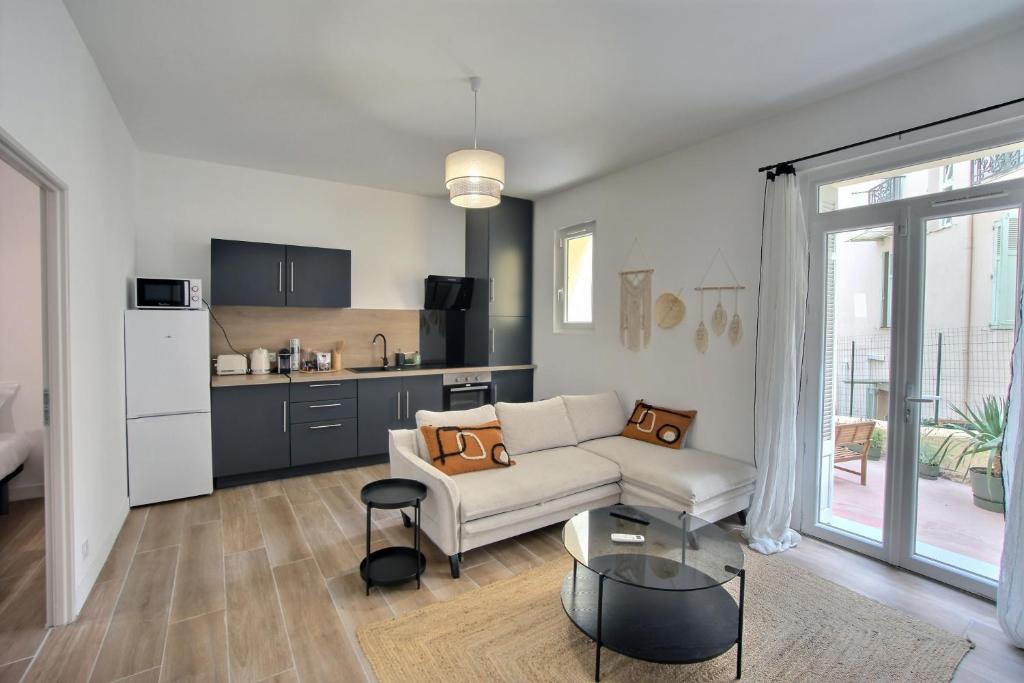 Palazio 21 GCC - Maison de 5 Appartements à Cannes 21 Boulevard Guynemer, 06400 Cannes