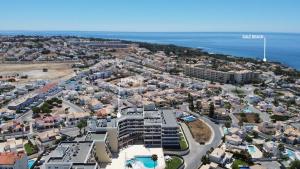 Palmeira Galé - apartamento com piscina a 2 passos da praia