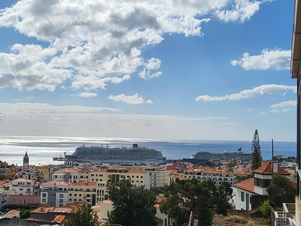 Appartement Panoramic View Apartment 44C Rua da Torrinha 2ºdireito 9050-234 Funchal