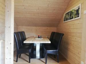 Panoramic view Apartment in Kurort Brotterod with Sauna