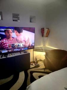 Pantin : appartement soy ,Salon-cuisine, Chambre