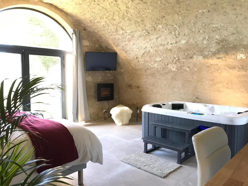 Appartement Paradise Love In Provence - loft en pierres - spa privatif Domaine Paradis 04110 Reillanne