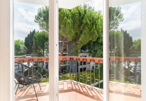 PAREDE APARTMENT 2