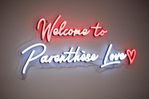 PARENTHESE LOVE : Amour & Tentation - Suite Jacuzzi SPA - Proche Orly/Paris