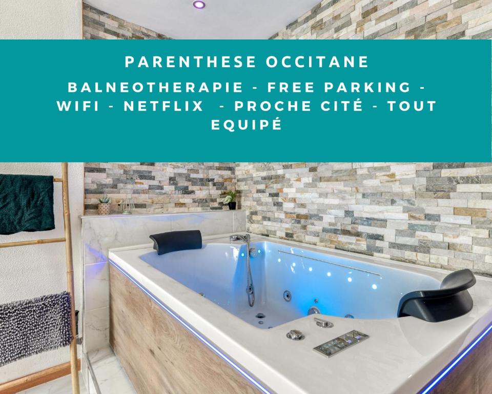 Appartement Parenthèse Occitane -WIFI - Balnéo- Parking Gratuit - Netflix 37 Rue Aimé Ramond 11000 Carcassonne