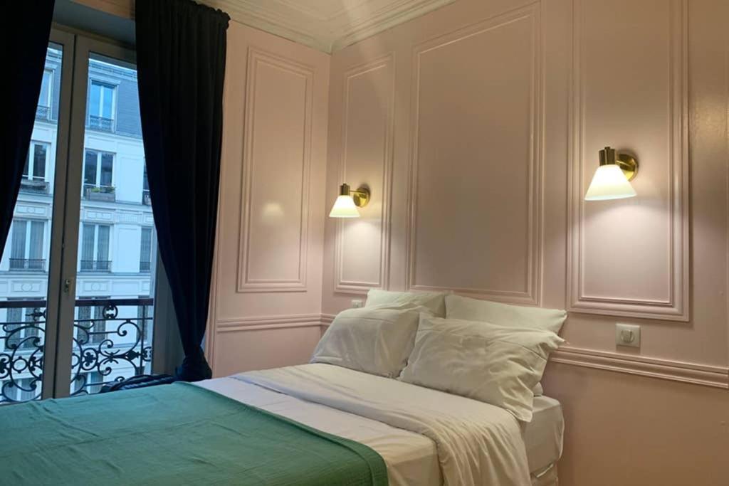 Appartement PARIS 5 district LUXEMBOURG GARDENS 17 Rue Claude Bernard 75005 Paris