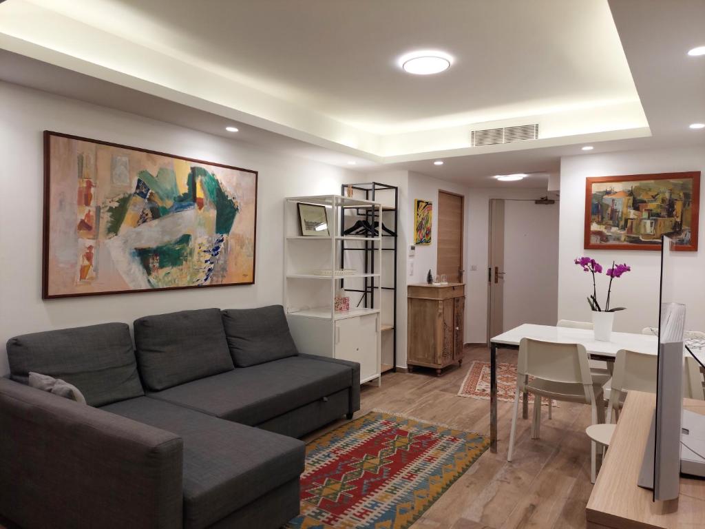 Appartement Paris beaugrenelle: charmante résidence 16 Rue Gaston de Caillavet 75015 Paris