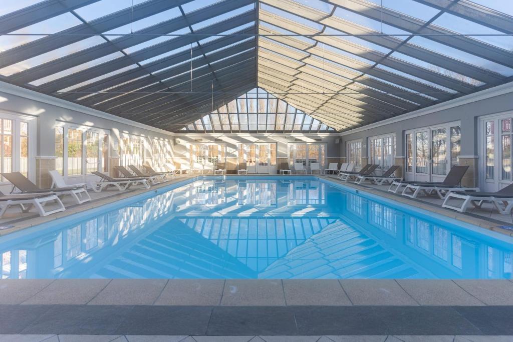 Paris Plage Vacances - Superbe appartement bohème 6pers Piscine couverte 699 Boulevard de la Canche, 62520 Le Touquet-Paris-Plage