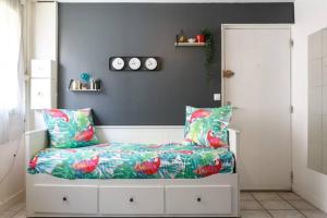 PARIS Proche : Studio tranquille et cosy