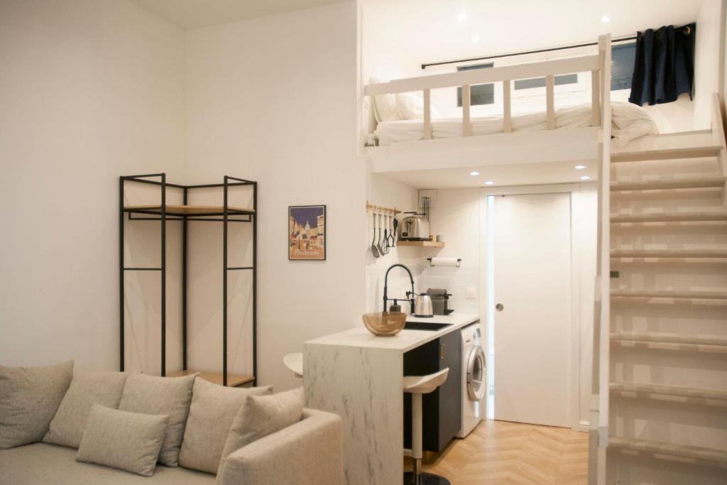 Parisian refurbished loft near Montmartre 15 Rue de la Chapelle, 75018 Paris