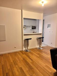 Parking privé Duplex 2 chambres 1 à 8 personnes grand balcon