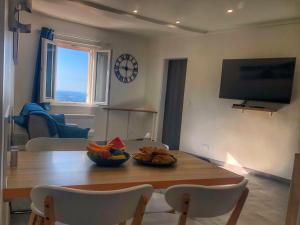 Appartement Parking Privé - Vue mer - WiFi - Centre Historique 3e droite 18 Rue Jean Ossola 06130 Grasse Provence-Alpes-Côte d\'Azur