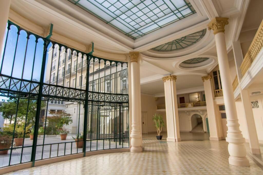 Appartement Аpartements in the historical center df Vichy,hotel Imperial. 26 Rue Maréchal Foch 03200 Vichy