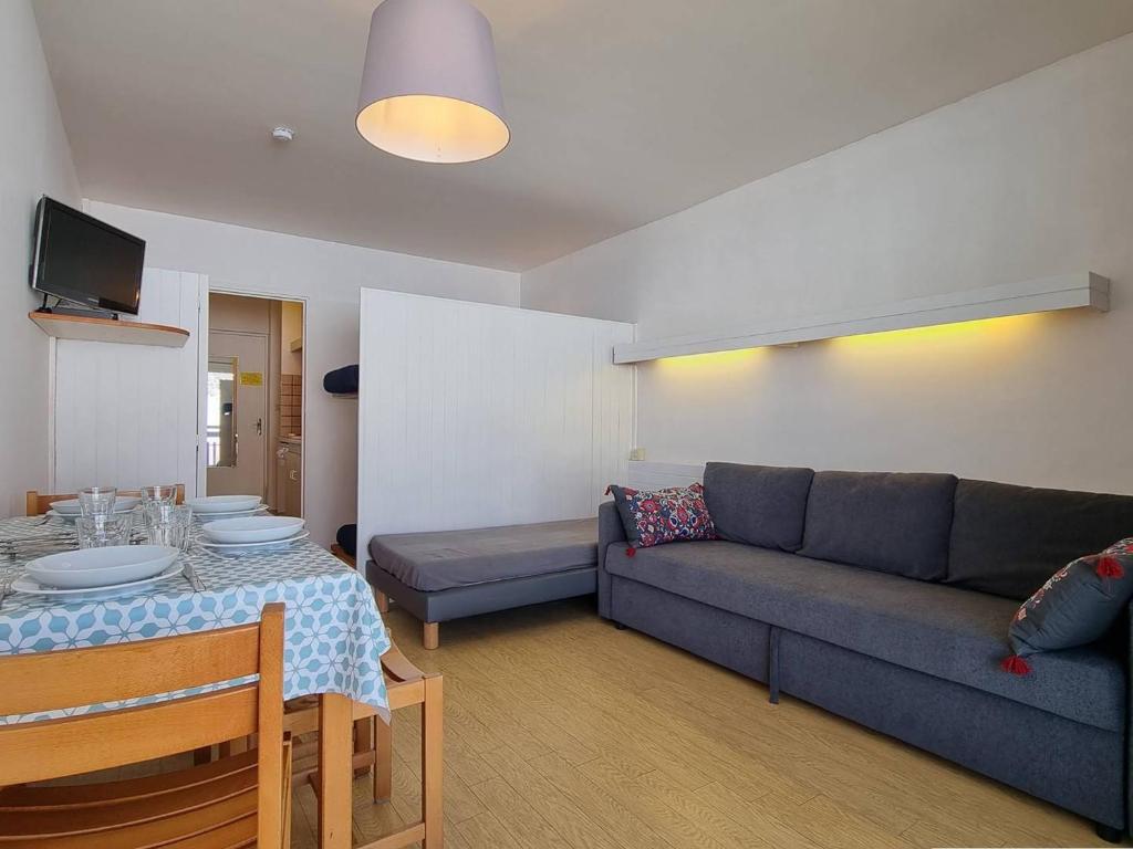PASTEUR 06400 Cannes