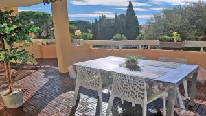 Appartement Patio Fleuri 32 Avenue Georges Pompidou 83120 Sainte-Maxime Provence-Alpes-Côte d\'Azur