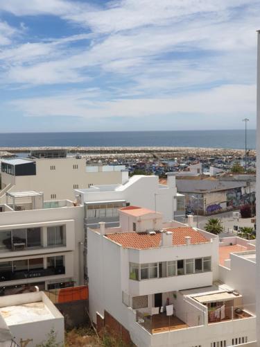 Paula Bela com vista mar
