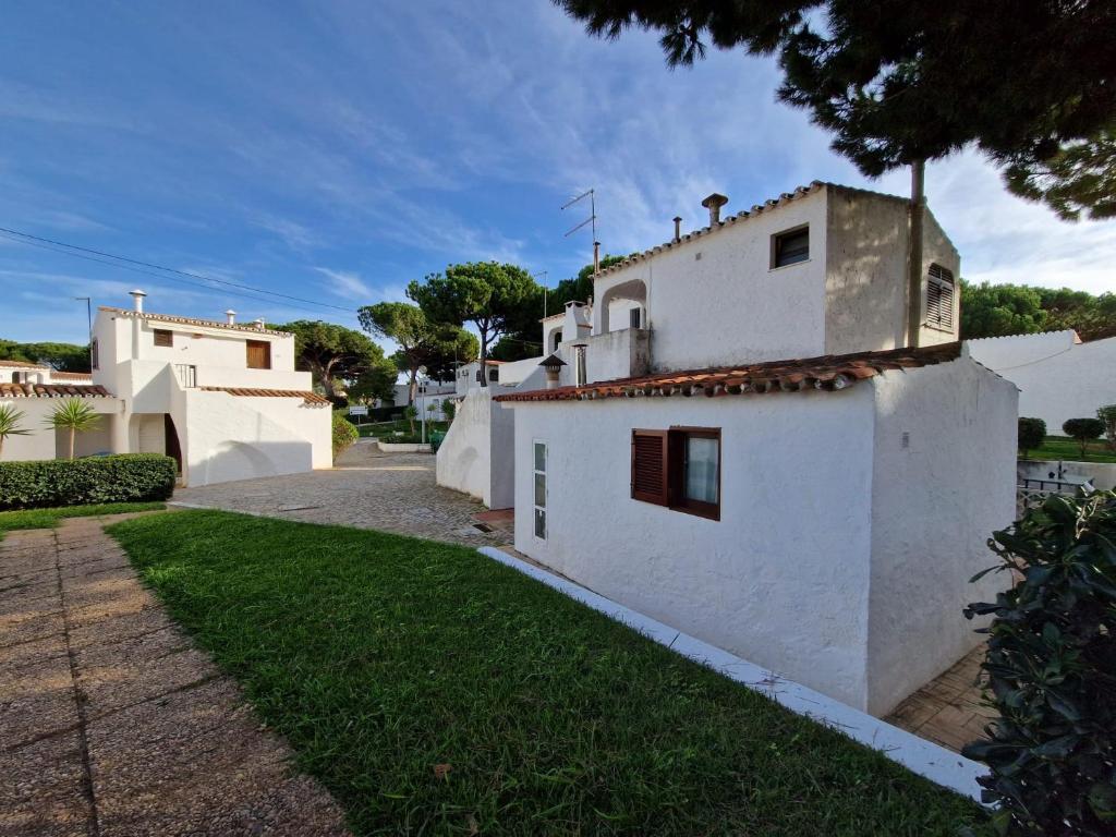Paulo's 104 Aldeia Das Acoteias Apartamento 104, 8200-593 Albufeira
