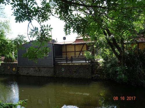 Pavillon an der Ilm