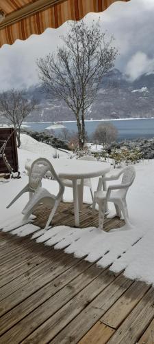 Pavillon douillet avec vue sur lac