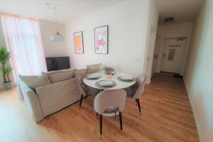 PB Ferienwohnungen - FeWo 2 - Stilvoll eingerichtetes Apartment im Herzen Senftenbergs