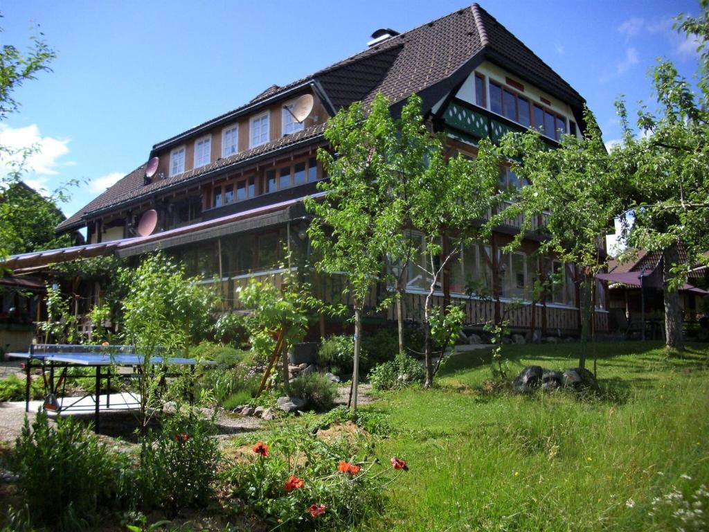 Appartement Peaceful Apartment in Baden W rttemberg with Balcony  79872 Bernau im Schwarzwald