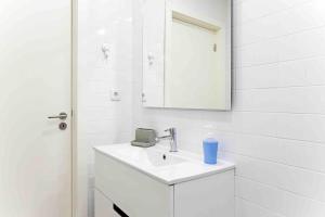 Peaceful Brand New Duplex with a large Balcony