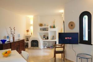 Appartement Peaceful & Spacious Apt with Parking & Queen Bed URBANIZ ALDEIA DAS CHAMINES BL.D - AP 7 8400-566 Carvoeiro Algarve