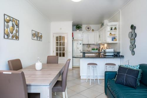 Pedra dos Bicos - Apartamento para 4 com acesso privilegiado à praia