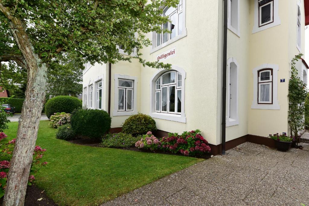 Appartement Pension Hilligenlei Zimmer 04 DZ Waldstr. 2 25938 Wyk auf Föhr