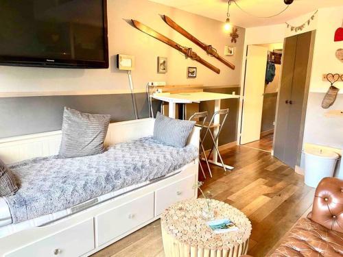 Penthouse Apartment 28m² in Avoriaz right next to 3 ski lifts, lake view