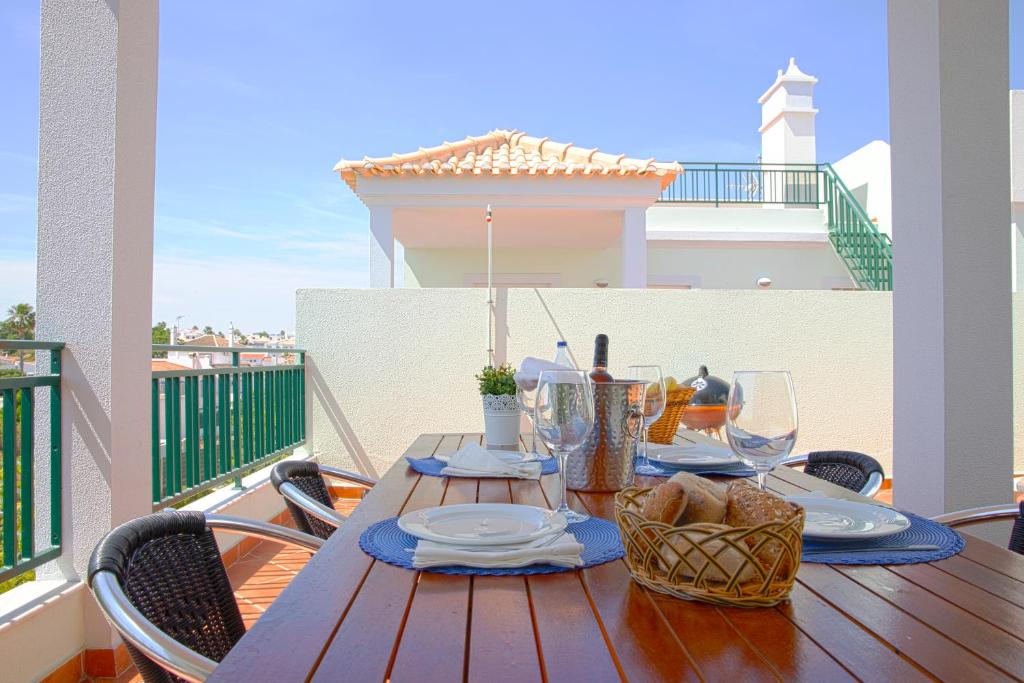 Penthouse Cabanas Sun - Algarve Rua Raul Brandao Extensao: Rua Mestre Henrique Pires Faleiro Lt3 J, 8800-595 Cabanas de Tavira