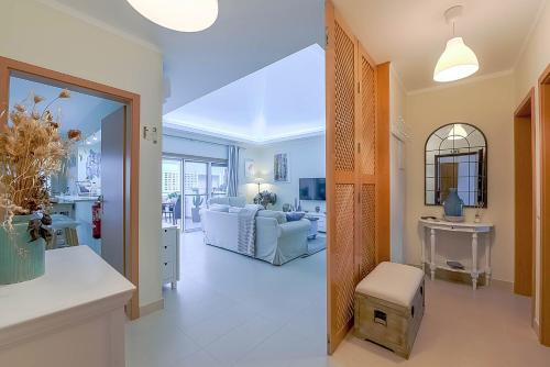 Penthouse Dali - Cabanas Beach Club