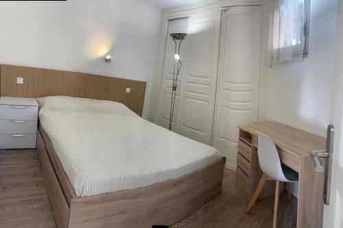 Penthouse panoramic and sea front view