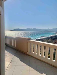 Appartement Penthouse panoramic and sea front view 11 Avenue Pierre Semard 06150 Cannes Provence-Alpes-Côte d\'Azur