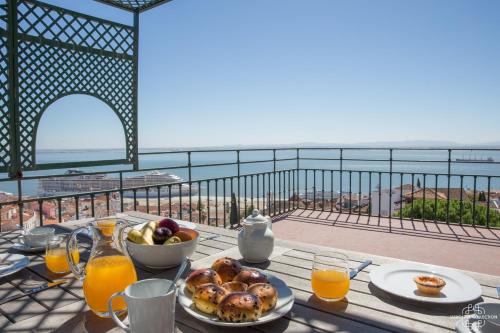 Penthouse Terrace 360º Lisbon View 1 by Lisbonne Collection