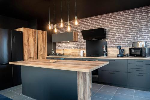 Penthouse view Garonne with Jacuzzi 100m2