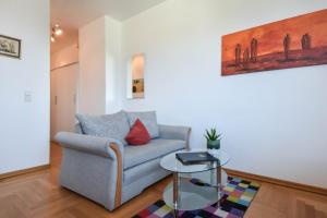 Penthouse West