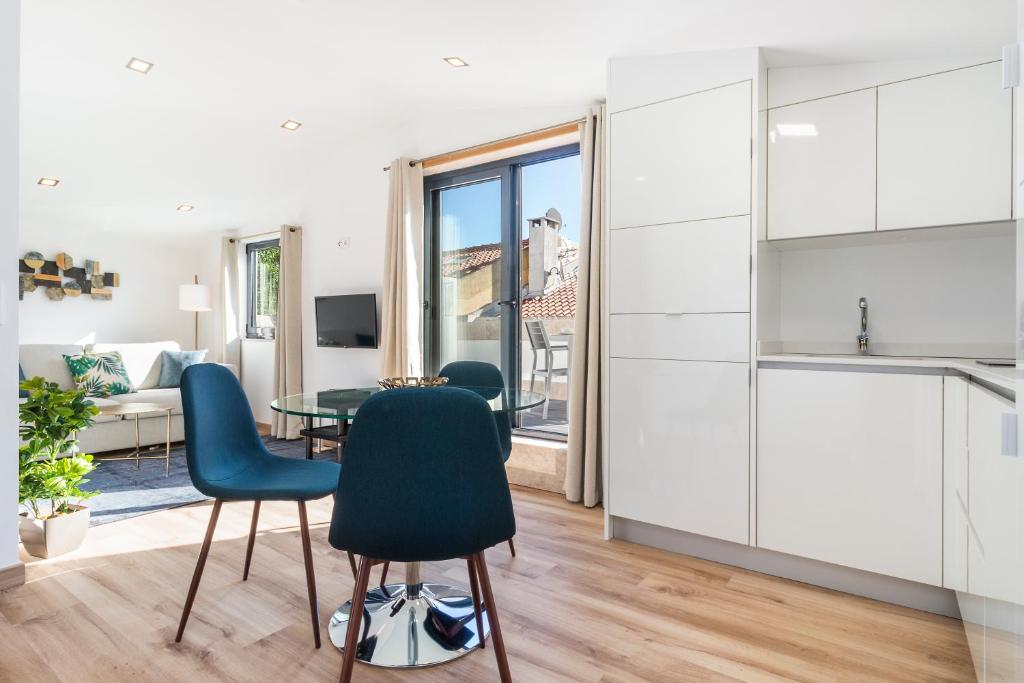 Perfect 1 bed in Chiado with Terrace and Aircon 24 Travessa João de Deus 3rd floor, 1200-235 Lisbonne
