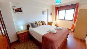 Perfect to Enjoy Lisbon Cascais and Sintra at 1200 metres to metro blue line and Sintra Rail line
