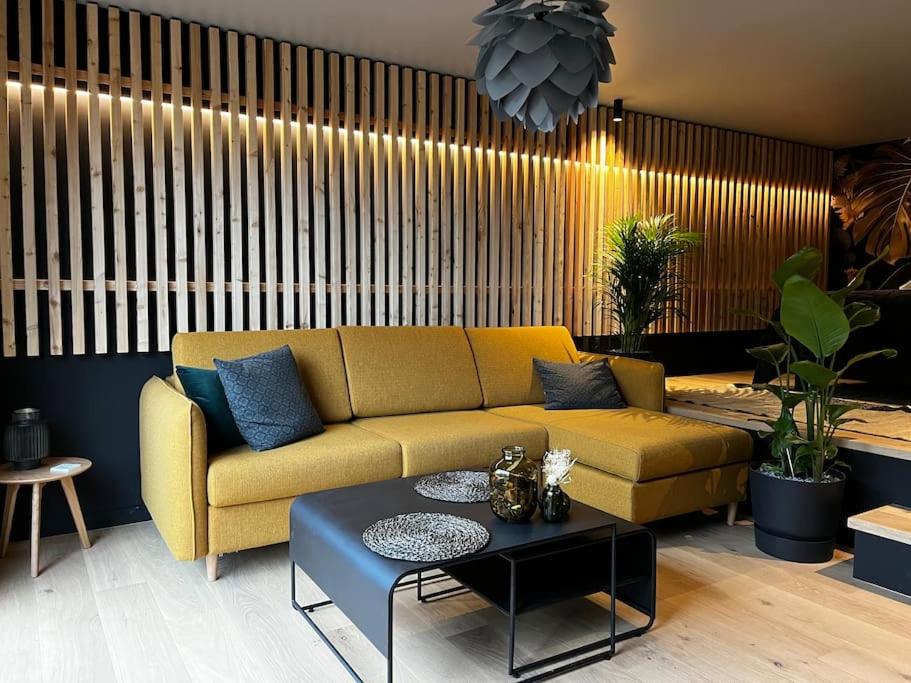Perle in Bielefeld near Tram + own Parking Space 33613 Bielefeld