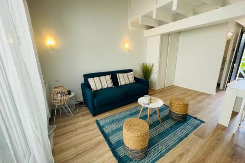 PERLE RARE  DUPLEX - PISCINE - PARKING