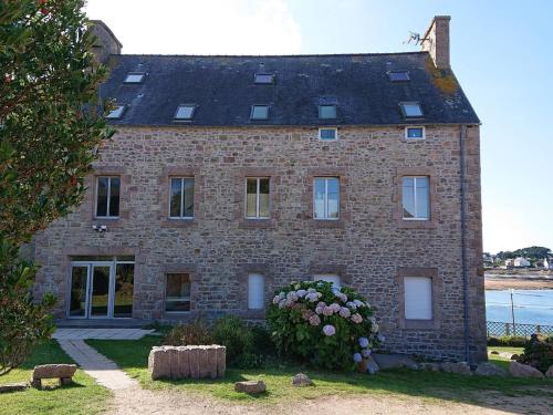 Appartement Perros-Guirec, 2 pièces, 4 personnes - FR-1-368-302 Perros-Guirec france