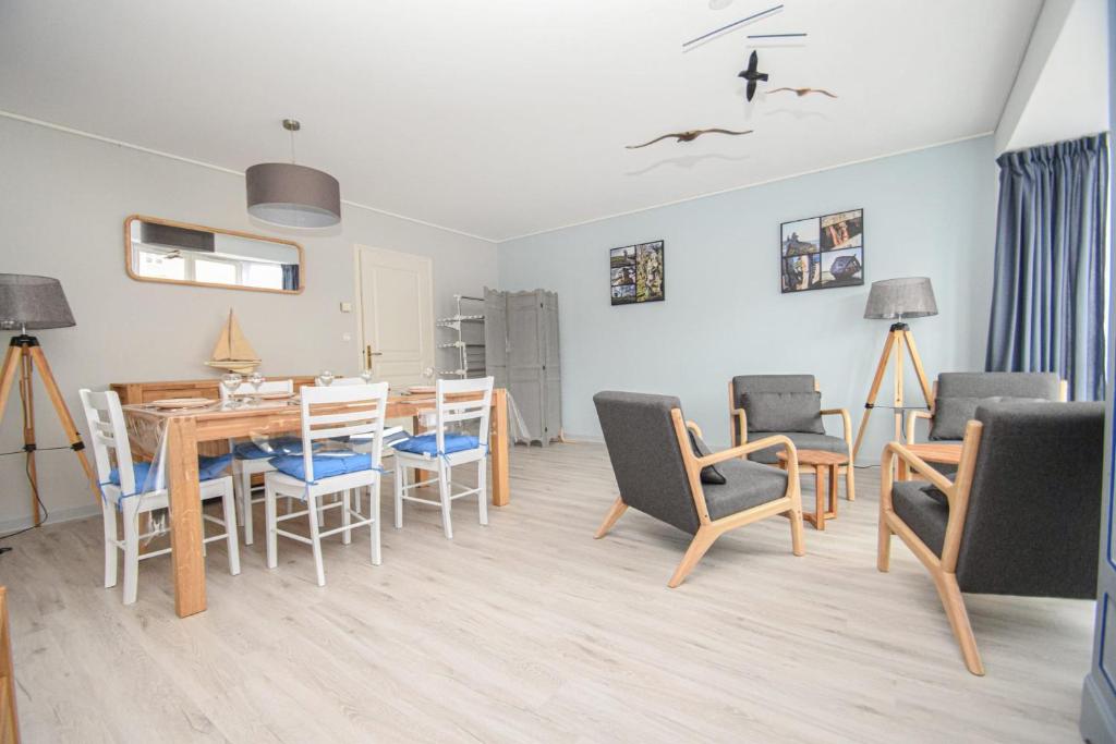 Petit appartement avec espace extérieur proche mer