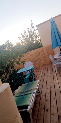 Petit appartement avec espace extérieur proche mer